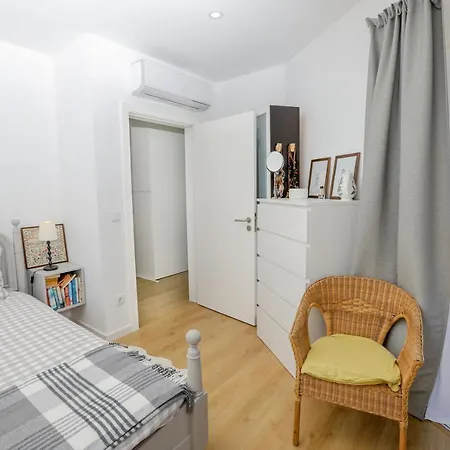 بيت للعطل Like-home-t2 House, Pool, Ac, Garden إيريسييرا